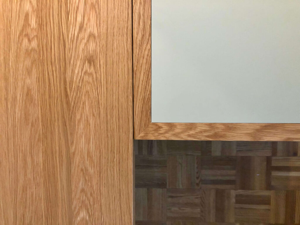 Puuseppä - Helsinki - Taittopöytä