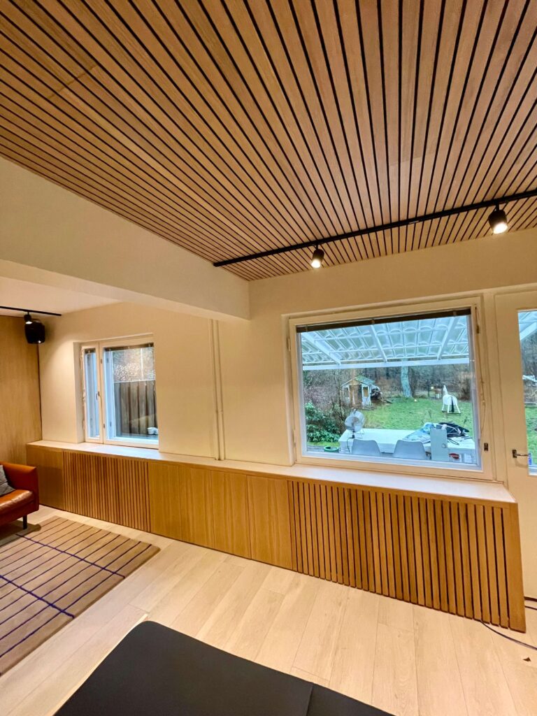 Puuseppä, Helsinki, Patteripeite, Mittatilaustyö